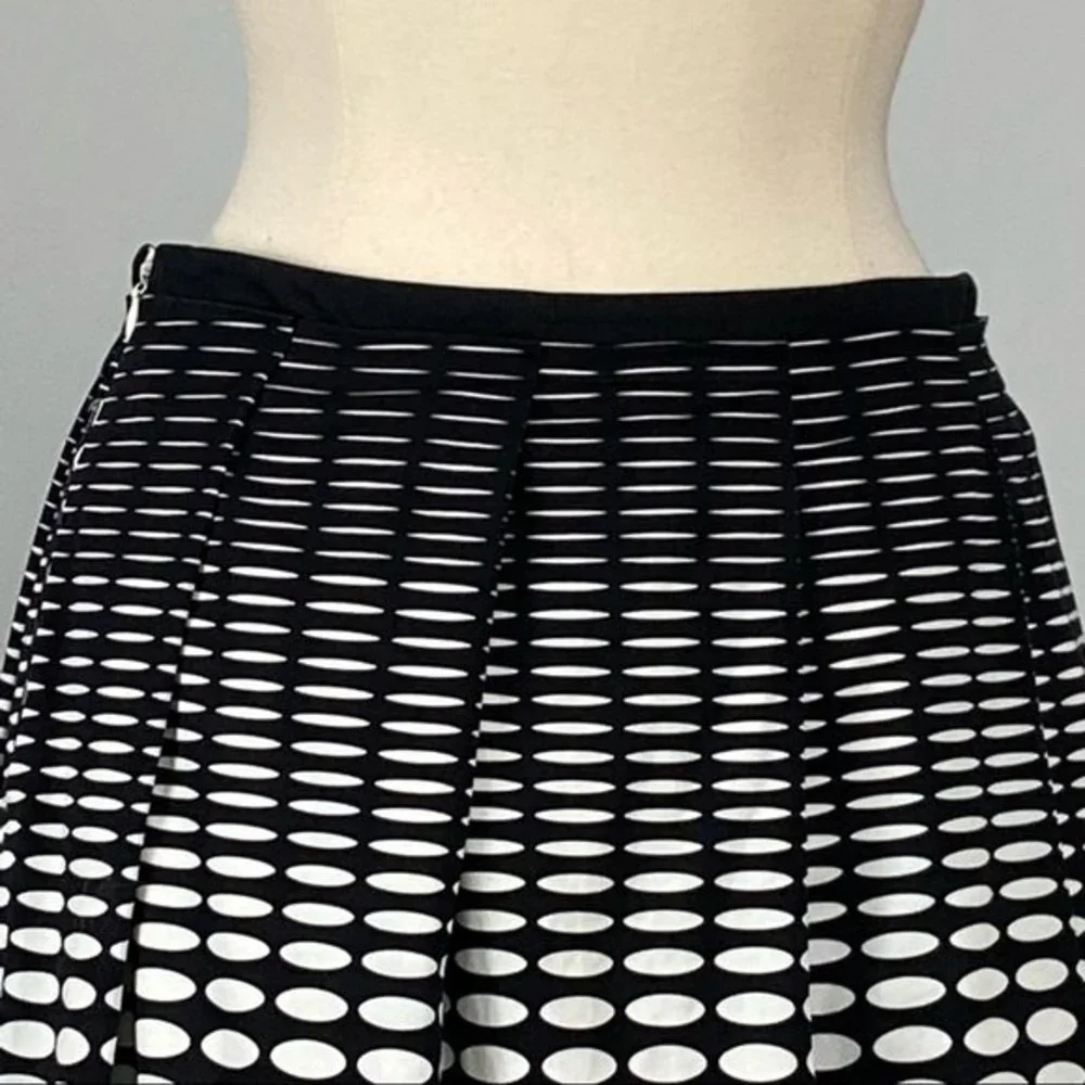 Calvin Klein Womens Black White Polka Dot Pleated Skirt Pockets Cotton size 6